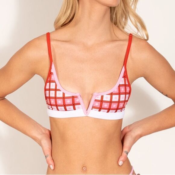 OneOne • Jenna swim bikini top in rubik print - Picture 1 of 7